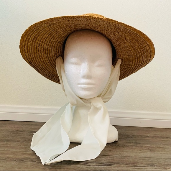 Straw hat - Picture 4 of 10